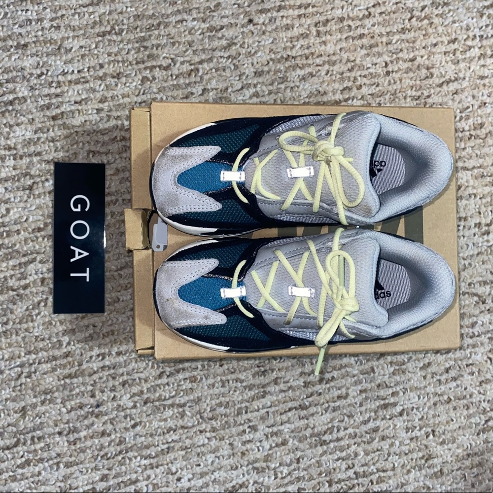 Yeezy Boost 700